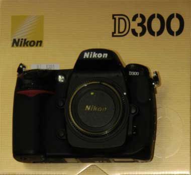 Nikon D300 digital SLR camera arriving for digital photography reviews