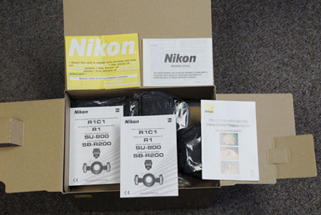 Image of Nikon Close-up macro flash Speedlight remote kit, Nikon wireless remote Speedlight SB-R200 flash